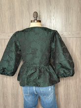 Load image into Gallery viewer, Emerald Top