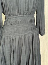 Load image into Gallery viewer, LB Dress
